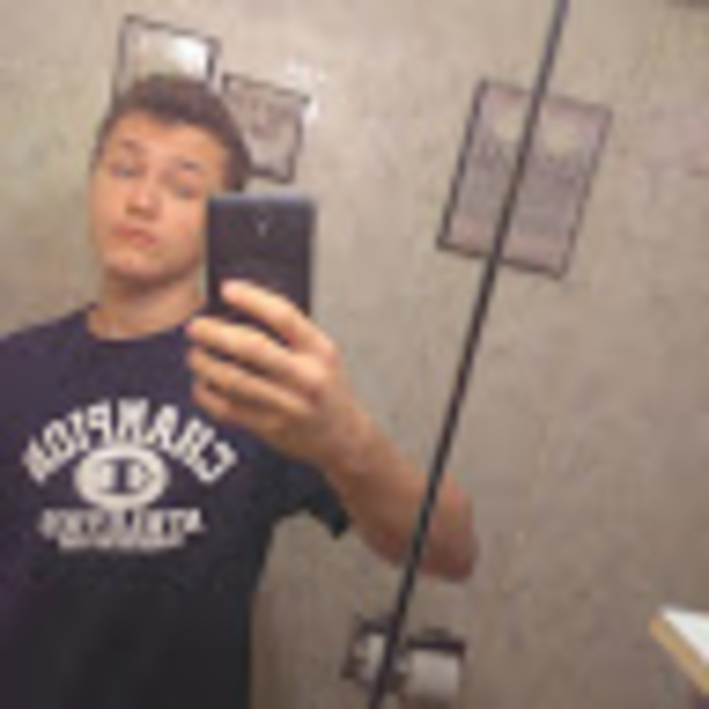 Meet your Posher, Cody